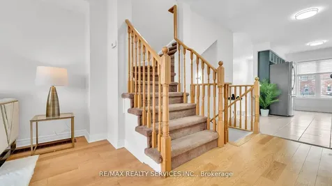 16 Soldier Street Brampton ON L7A 4B6