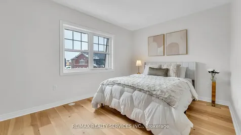 16 Soldier Street Brampton ON L7A 4B6