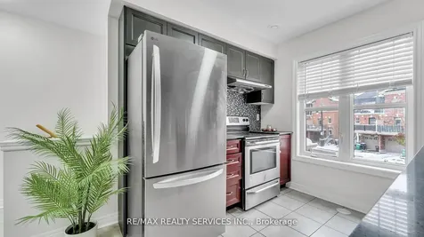 16 Soldier Street Brampton ON L7A 4B6
