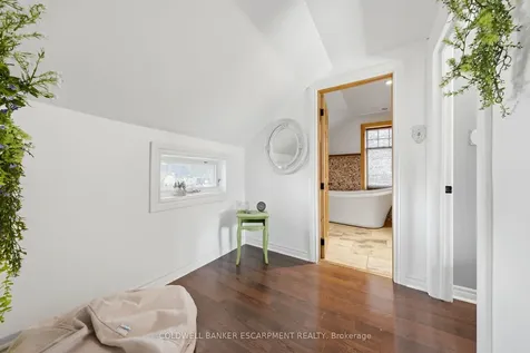 219 Arthur Street Halton Hills ON L7J 1L8