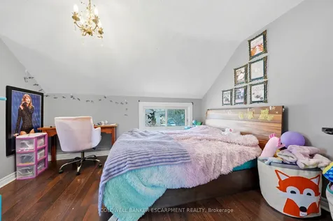 219 Arthur Street Halton Hills ON L7J 1L8