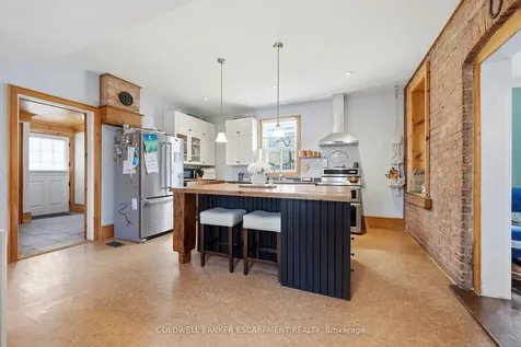 219 Arthur Street Halton Hills ON L7J 1L8