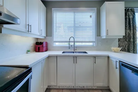 3798 Swiftdale Drive Mississauga ON L5M 6M5