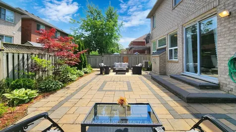 3798 Swiftdale Drive Mississauga ON L5M 6M5