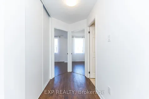 105 George Appleton Way Toronto ON M3M 0A2