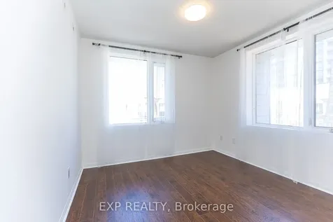 105 George Appleton Way Toronto ON M3M 0A2
