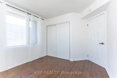 105 George Appleton Way Toronto ON M3M 0A2