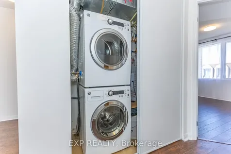 105 George Appleton Way Toronto ON M3M 0A2