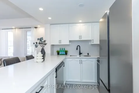 105 George Appleton Way Toronto ON M3M 0A2