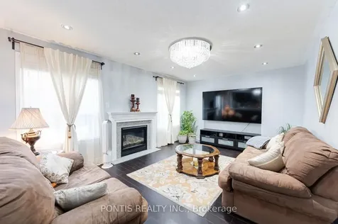 48 Sawston Circle Brampton ON L7A 2N7