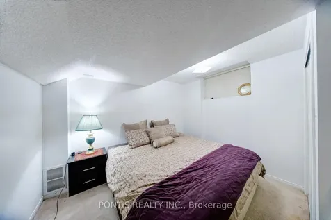 48 Sawston Circle Brampton ON L7A 2N7