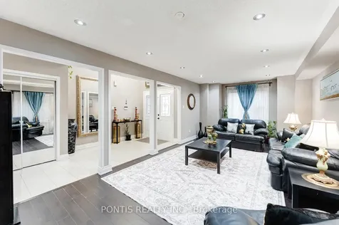 48 Sawston Circle Brampton ON L7A 2N7