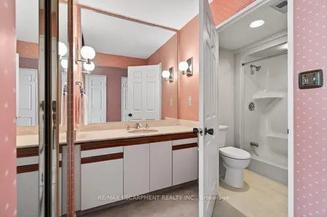 2170 Marine Drive Oakville ON L6L 5V1