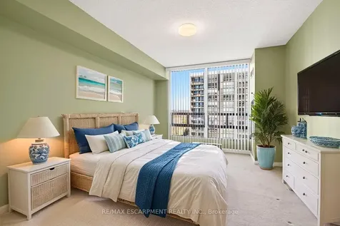 2170 Marine Drive Oakville ON L6L 5V1