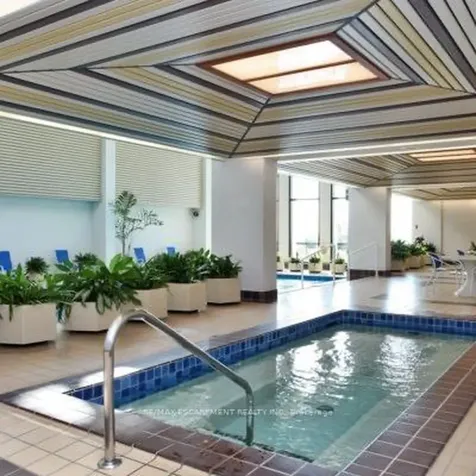 2170 Marine Drive Oakville ON L6L 5V1