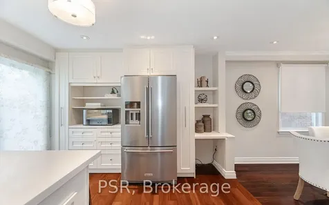 57 Stephen Drive Toronto ON M8Y 3M8