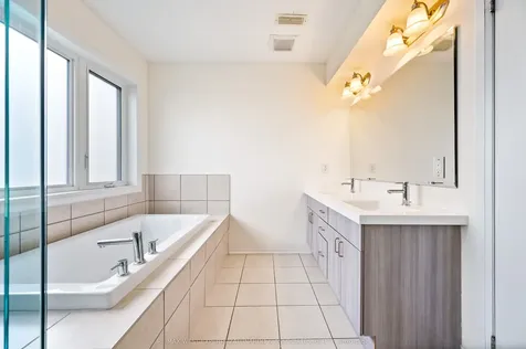 120 Frederick Tisdale Drive Toronto ON M3K 0A8