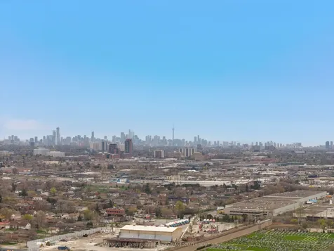 120 Frederick Tisdale Drive Toronto ON M3K 0A8