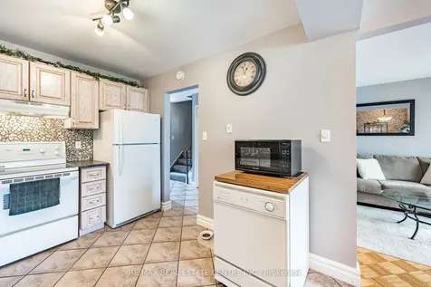 7 Morley Crescent Brampton ON L6S 3K8