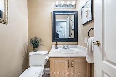 7 Morley Crescent Brampton ON L6S 3K8
