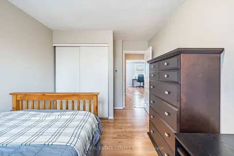 7 Morley Crescent Brampton ON L6S 3K8
