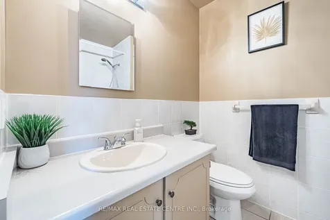 7 Morley Crescent Brampton ON L6S 3K8