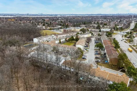 7 Morley Crescent Brampton ON L6S 3K8