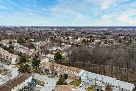 7 Morley Crescent Brampton ON L6S 3K8