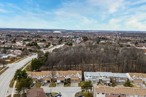 7 Morley Crescent Brampton ON L6S 3K8
