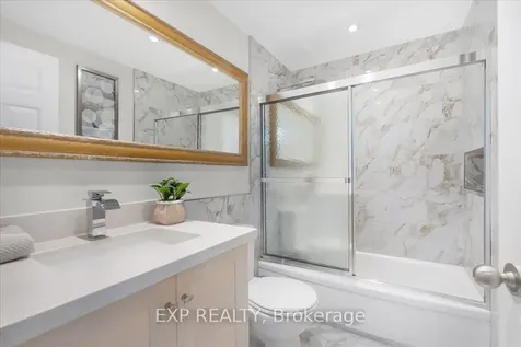 35 Trammell Lane Brampton ON L6Y 4J3
