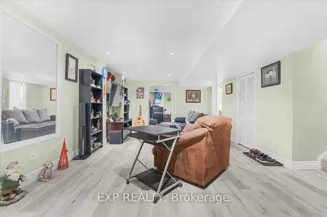 35 Trammell Lane Brampton ON L6Y 4J3