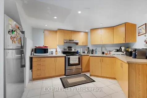 35 Trammell Lane Brampton ON L6Y 4J3