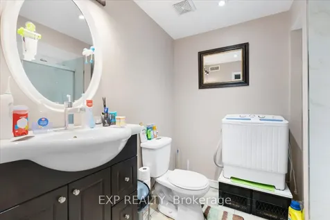 35 Trammell Lane Brampton ON L6Y 4J3