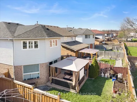 35 Trammell Lane Brampton ON L6Y 4J3