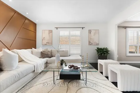 35 Trammell Lane Brampton ON L6Y 4J3