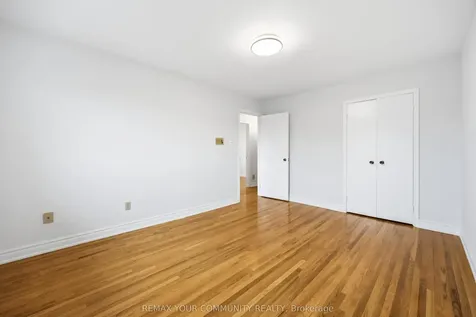 30 John Lindsay Court Toronto ON M3L 2K1