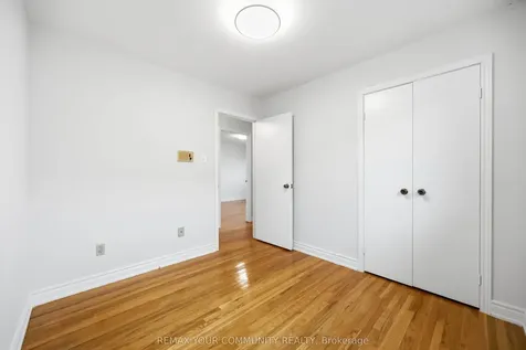 30 John Lindsay Court Toronto ON M3L 2K1