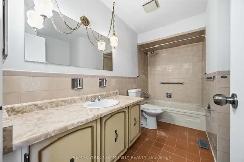 30 John Lindsay Court Toronto ON M3L 2K1