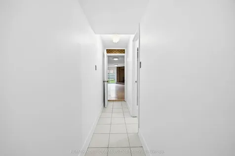 30 John Lindsay Court Toronto ON M3L 2K1