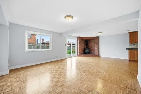 30 John Lindsay Court Toronto ON M3L 2K1