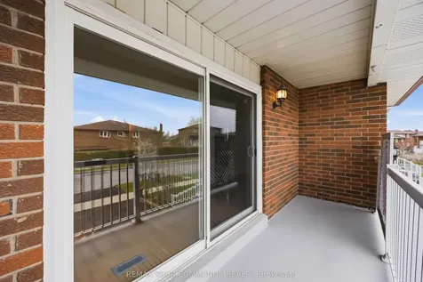 30 John Lindsay Court Toronto ON M3L 2K1