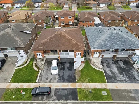 30 John Lindsay Court Toronto ON M3L 2K1
