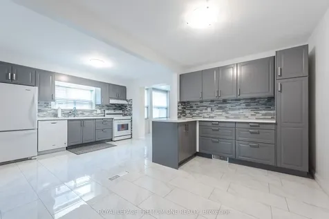 63 Haverson Boulevard Toronto ON M6M 3J8
