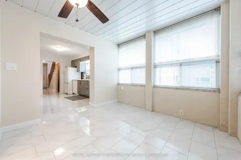 63 Haverson Boulevard Toronto ON M6M 3J8