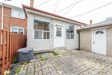 63 Haverson Boulevard Toronto ON M6M 3J8