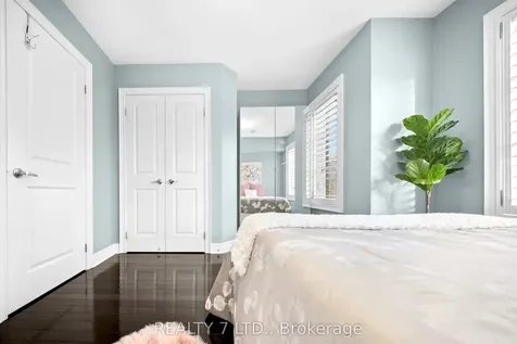 44 Furrow Lane Toronto ON M8Z 0A3