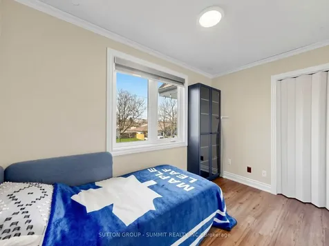 3485 Cawthra Road Mississauga ON L5A 2X9