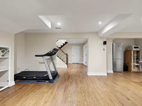 3485 Cawthra Road Mississauga ON L5A 2X9