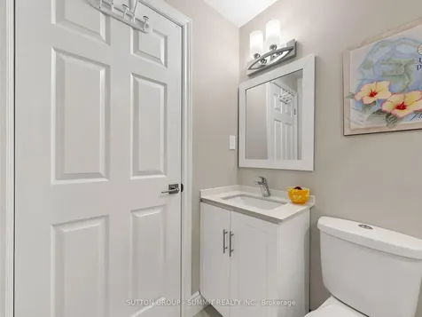 3485 Cawthra Road Mississauga ON L5A 2X9