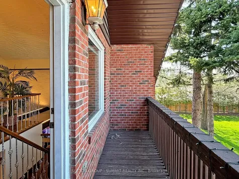 3485 Cawthra Road Mississauga ON L5A 2X9
